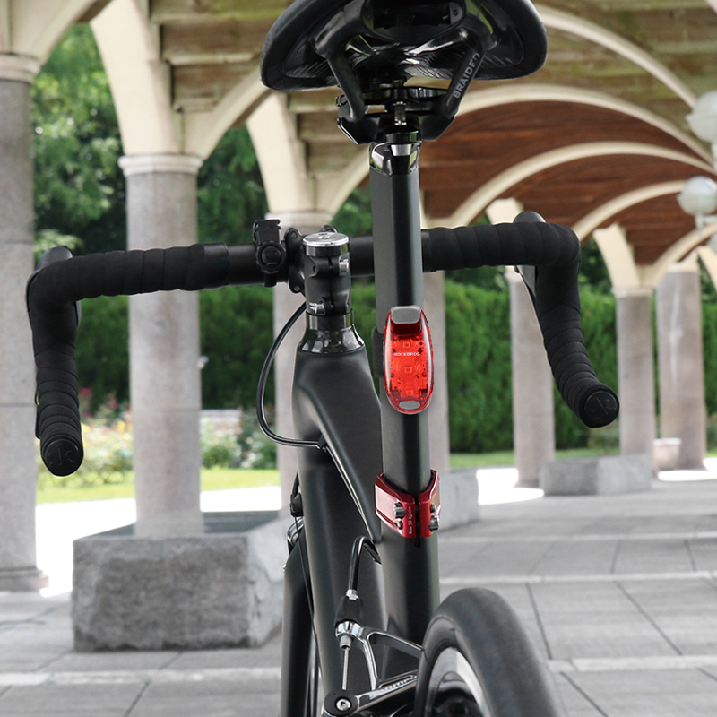 ROCKBROS Bike Tail Light Mini  – Mountain Biking Waist Pack recenzja i cena